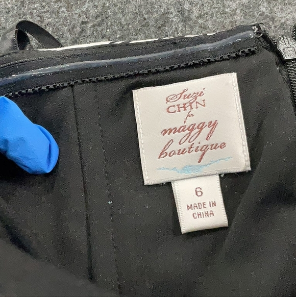 Suzi Chin for Maggy Boutique Strapless Floral Dress Size 6 - Picture 4 of 4